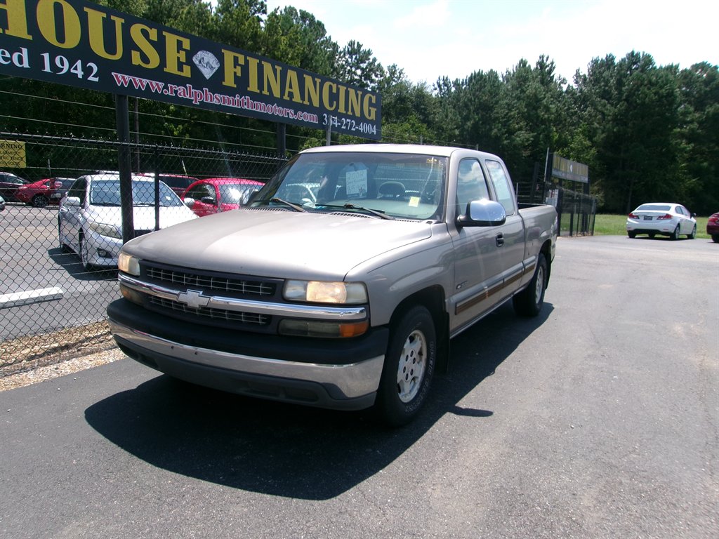 2002 Chevrolet Silverado - $5,995