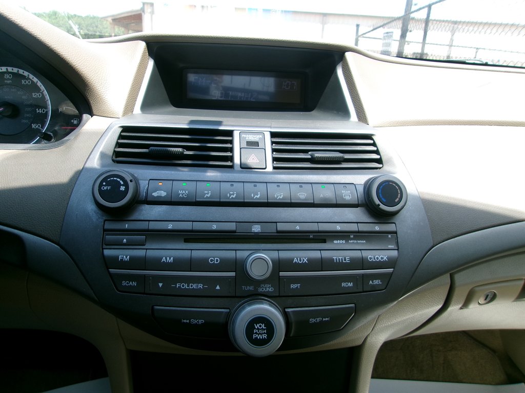 2008 Honda Accord - $9,995