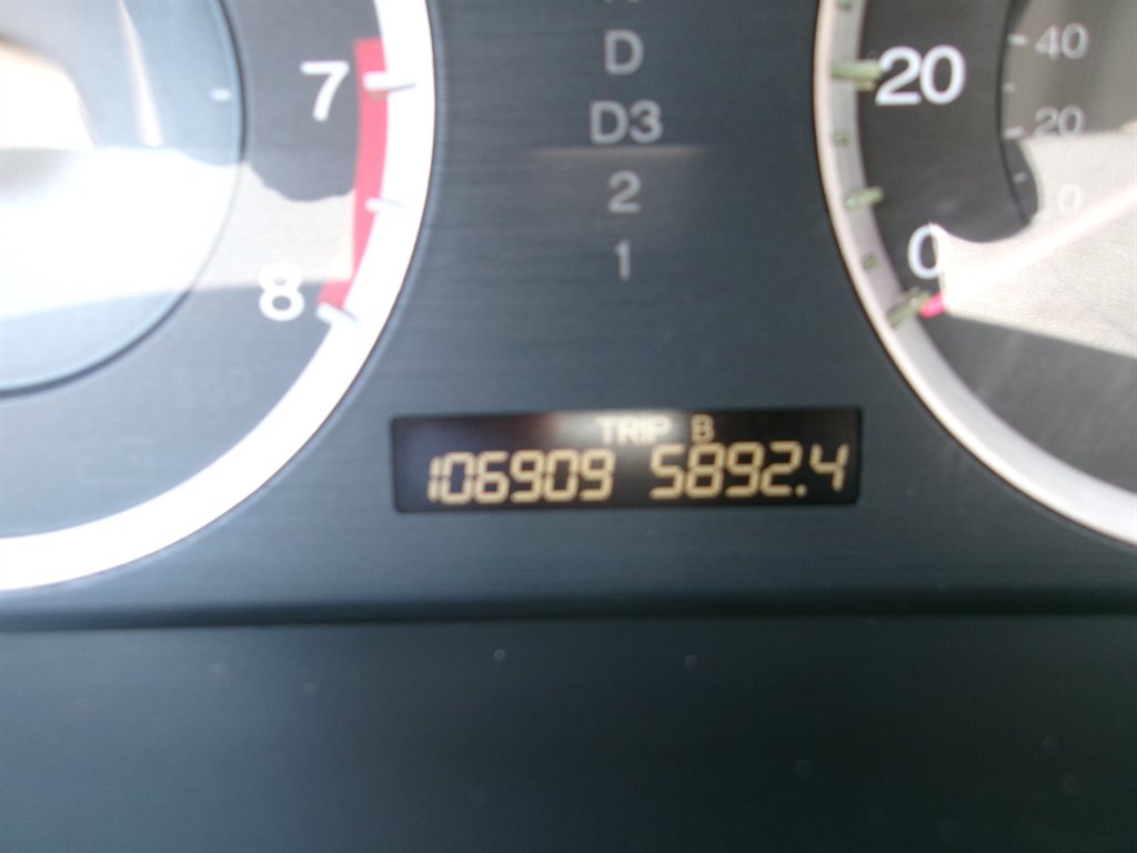 2008 Honda Accord - $9,995
