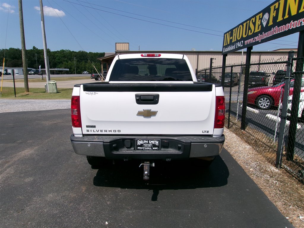 2011 Chevrolet Silverado - $15,995