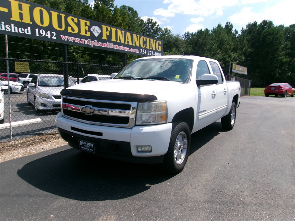 2011 Chevrolet Silverado - $15,995