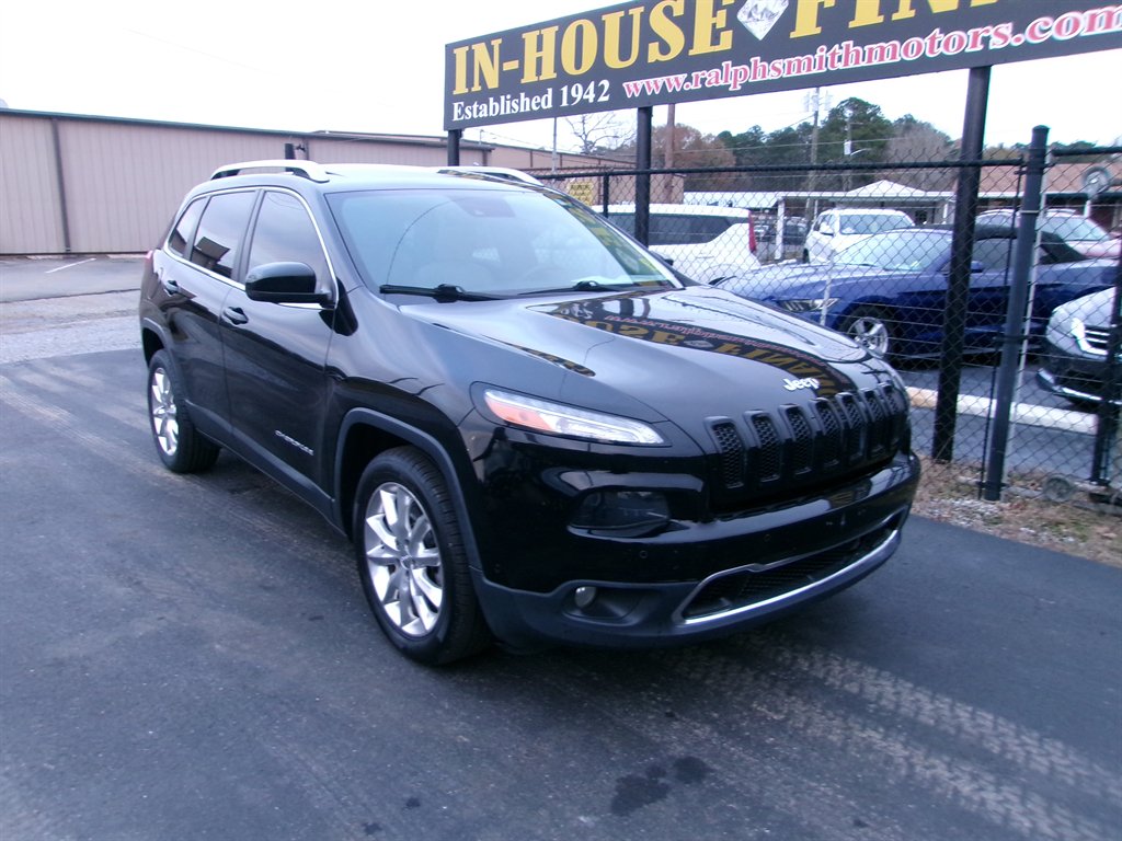 2015 Jeep Cherokee - $10,995