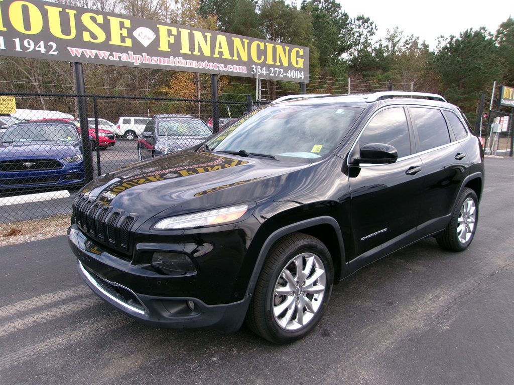 2015 Jeep Cherokee - $10,995