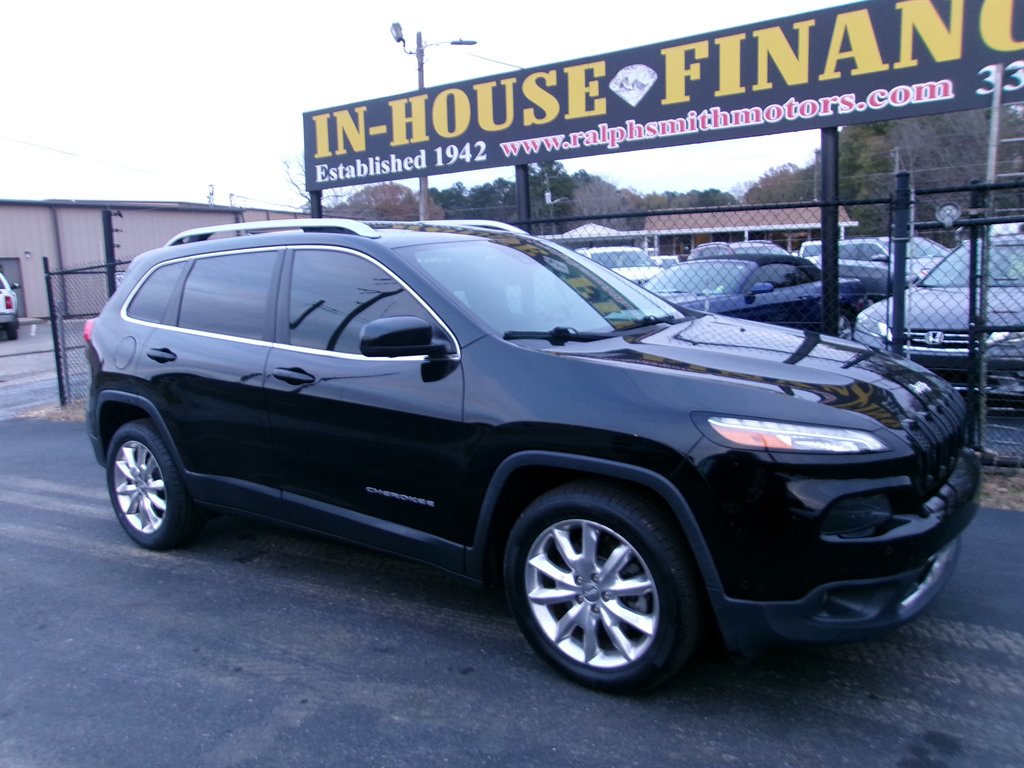 2015 Jeep Cherokee - $10,995