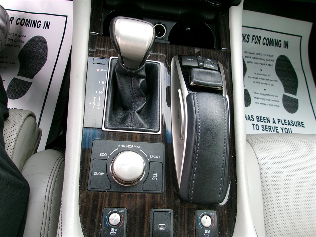 2016 Lexus LS - $22,495