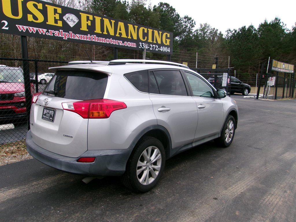 2015 Toyota RAV4 - $14,995