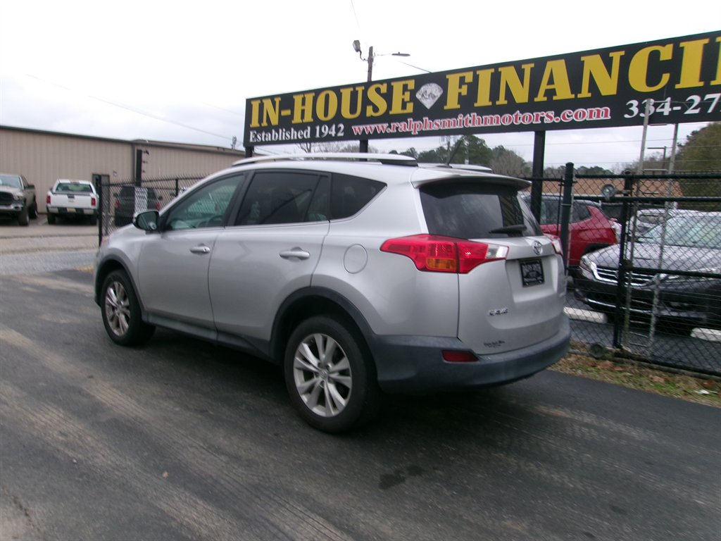 2015 Toyota RAV4 - $14,995