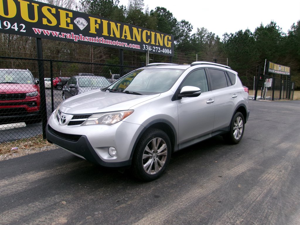 2015 Toyota RAV4 - $14,995