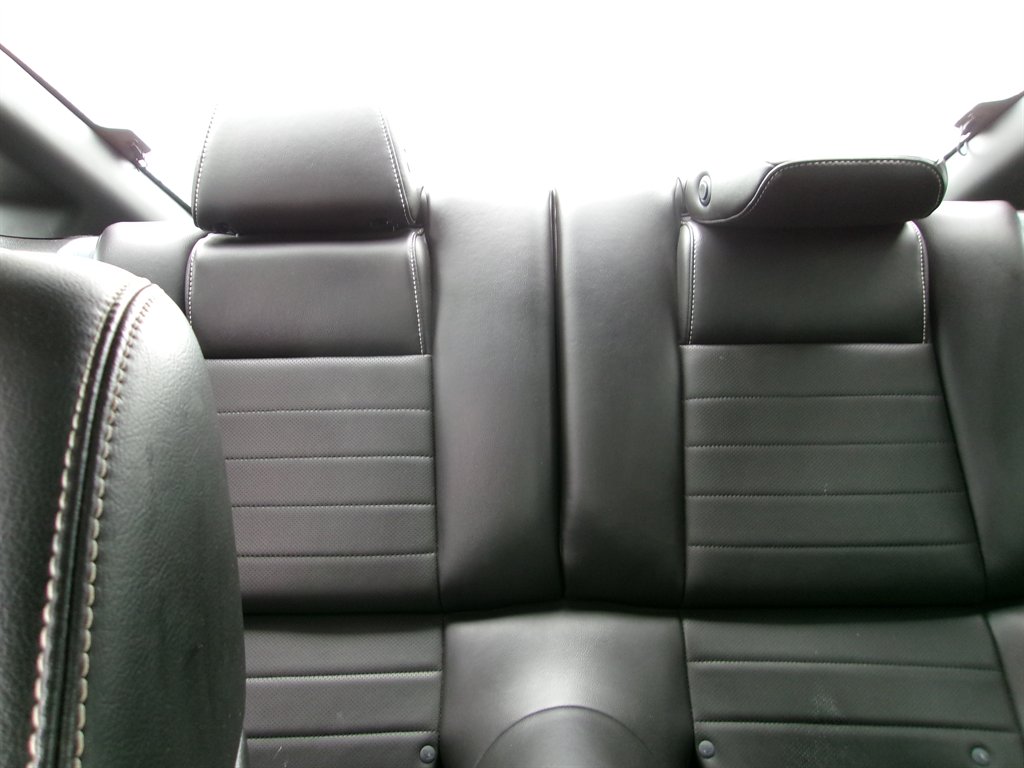 2014 Ford Mustang V6 photo