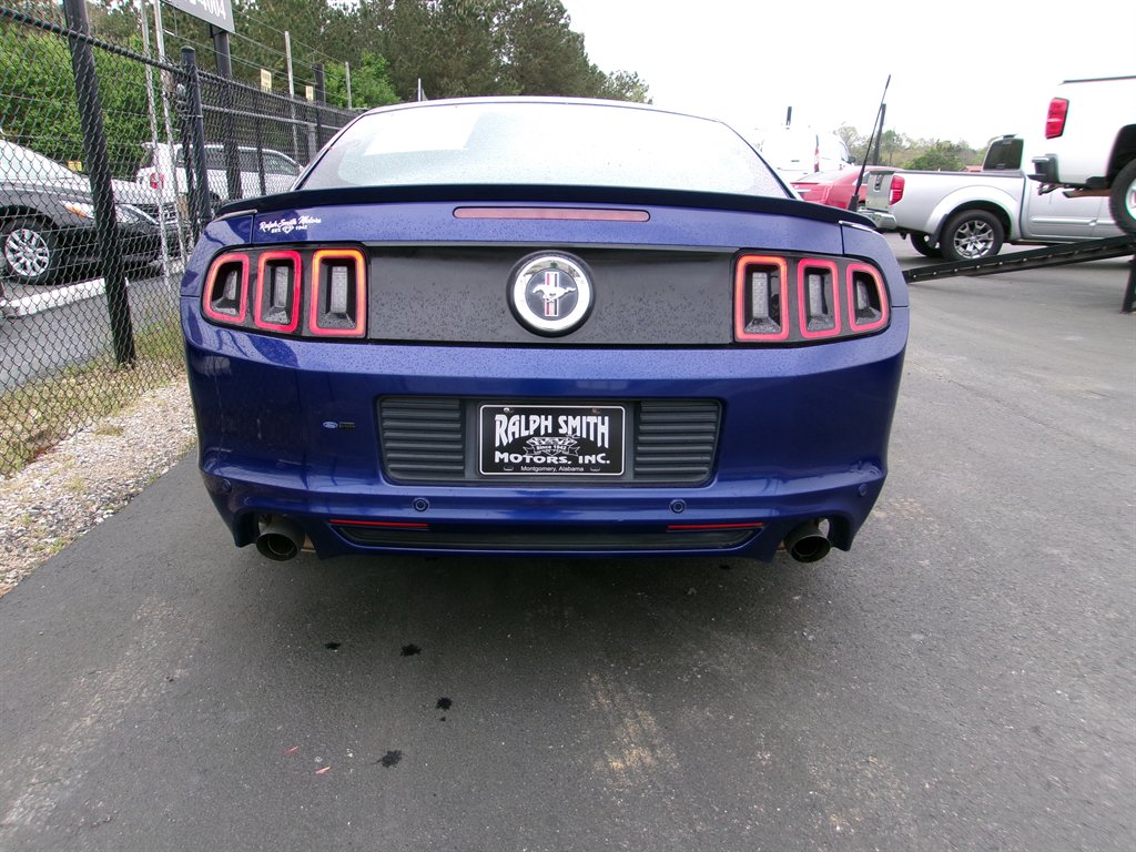 2014 Ford Mustang V6 photo