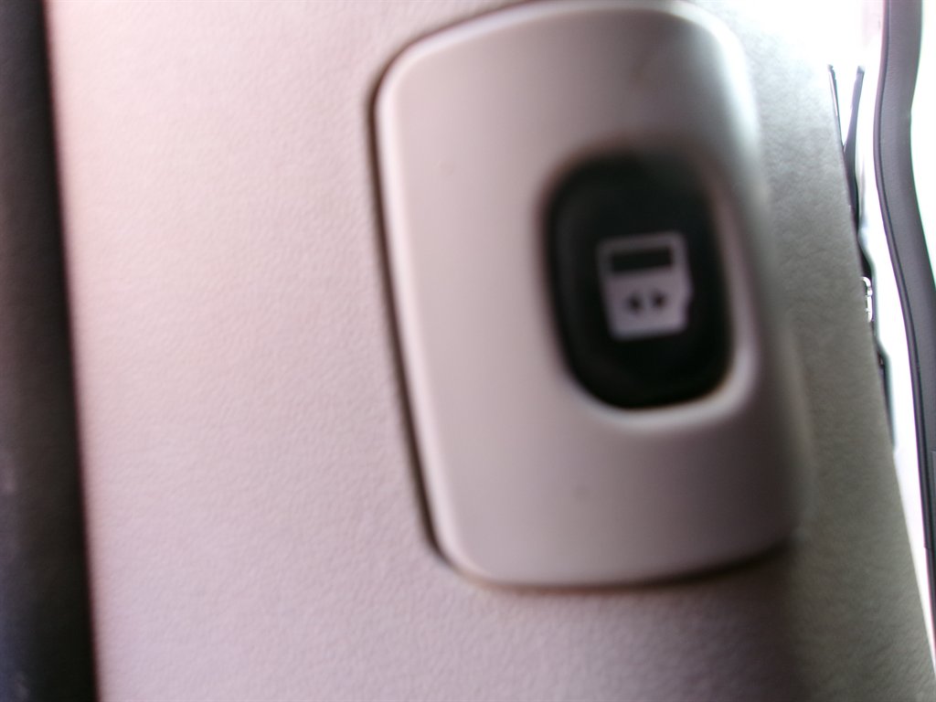 2010 Dodge Grand Caravan SXT photo