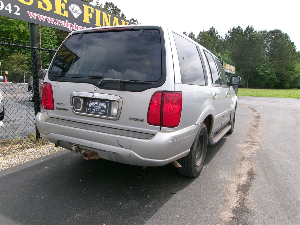 1998 Lincoln Navigator photo
