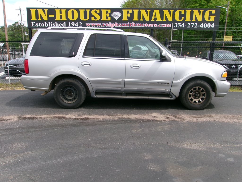1998 Lincoln Navigator photo