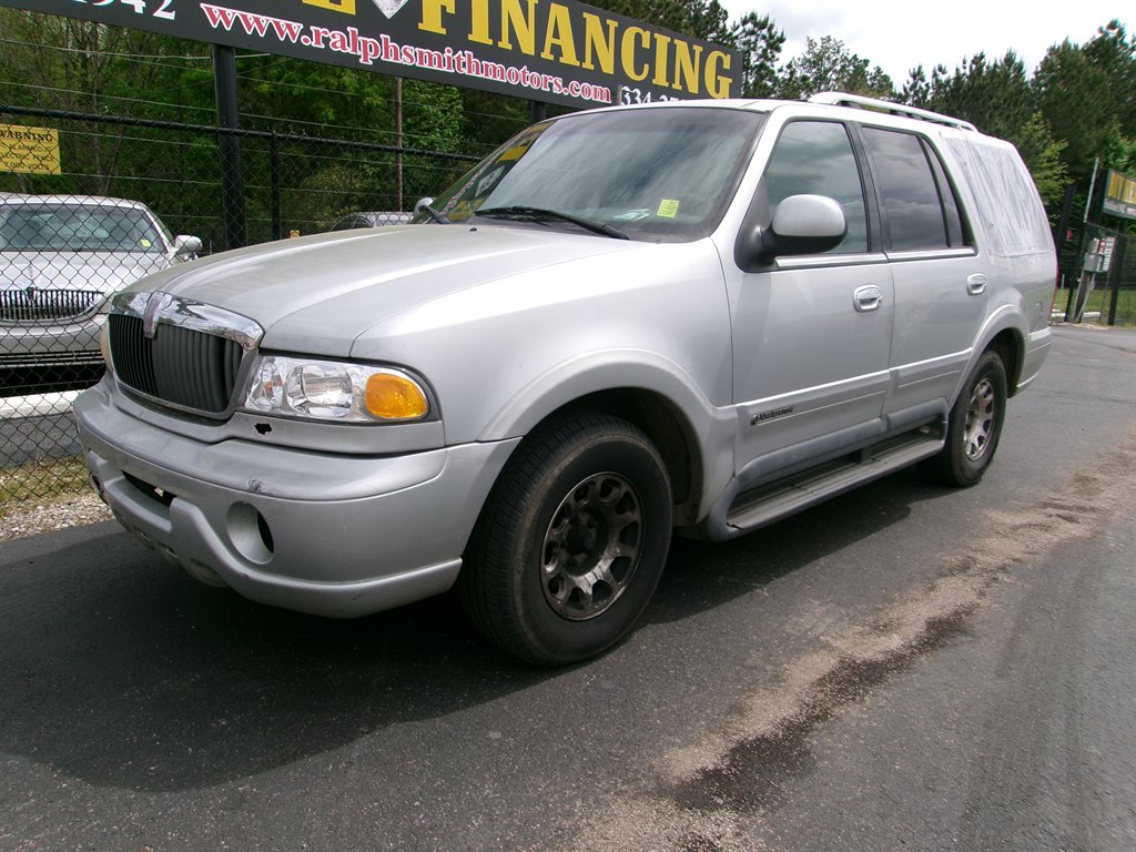 1998 Lincoln Navigator photo