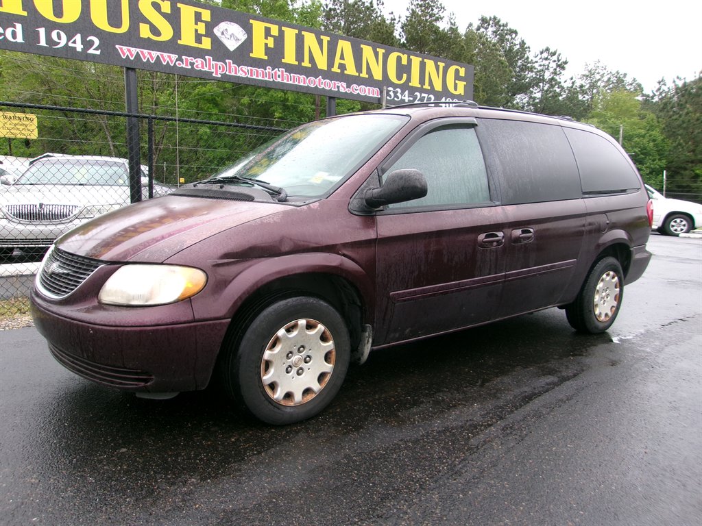 2004 Chrysler Town & Country LX Family Value photo
