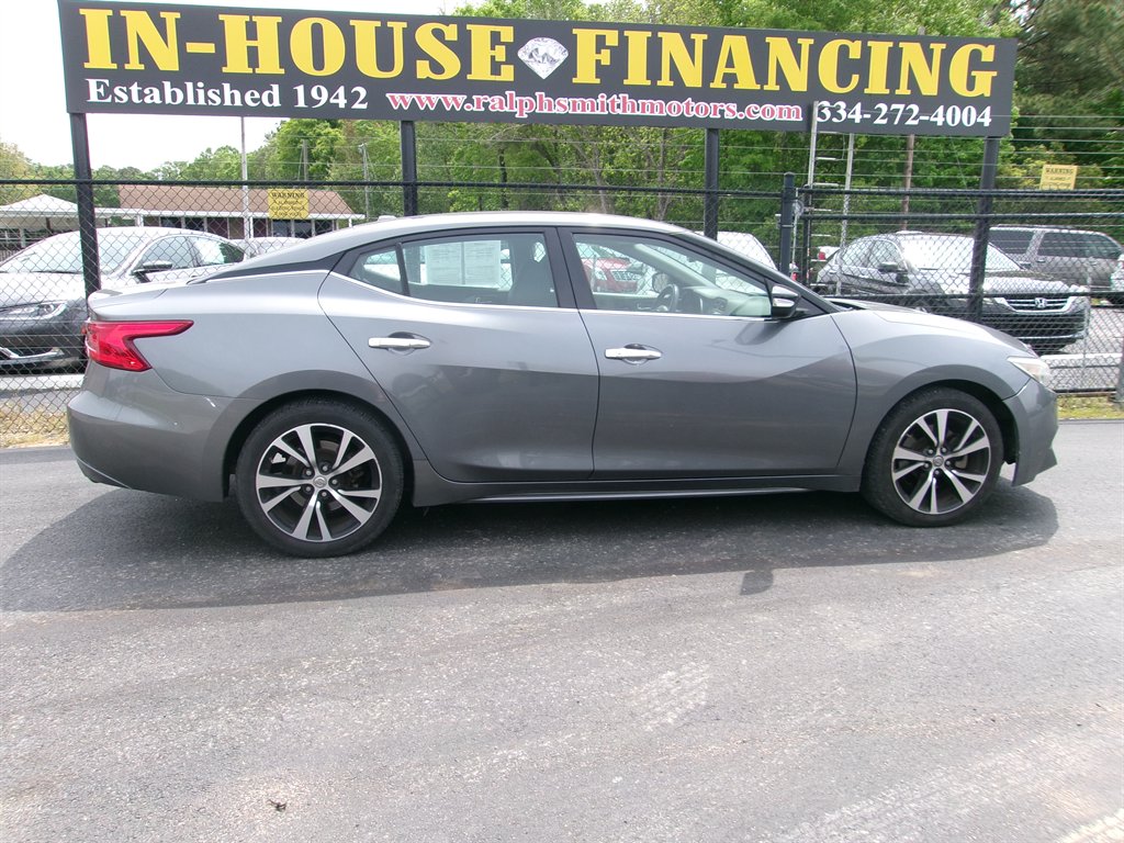 2018 Nissan Maxima SV photo