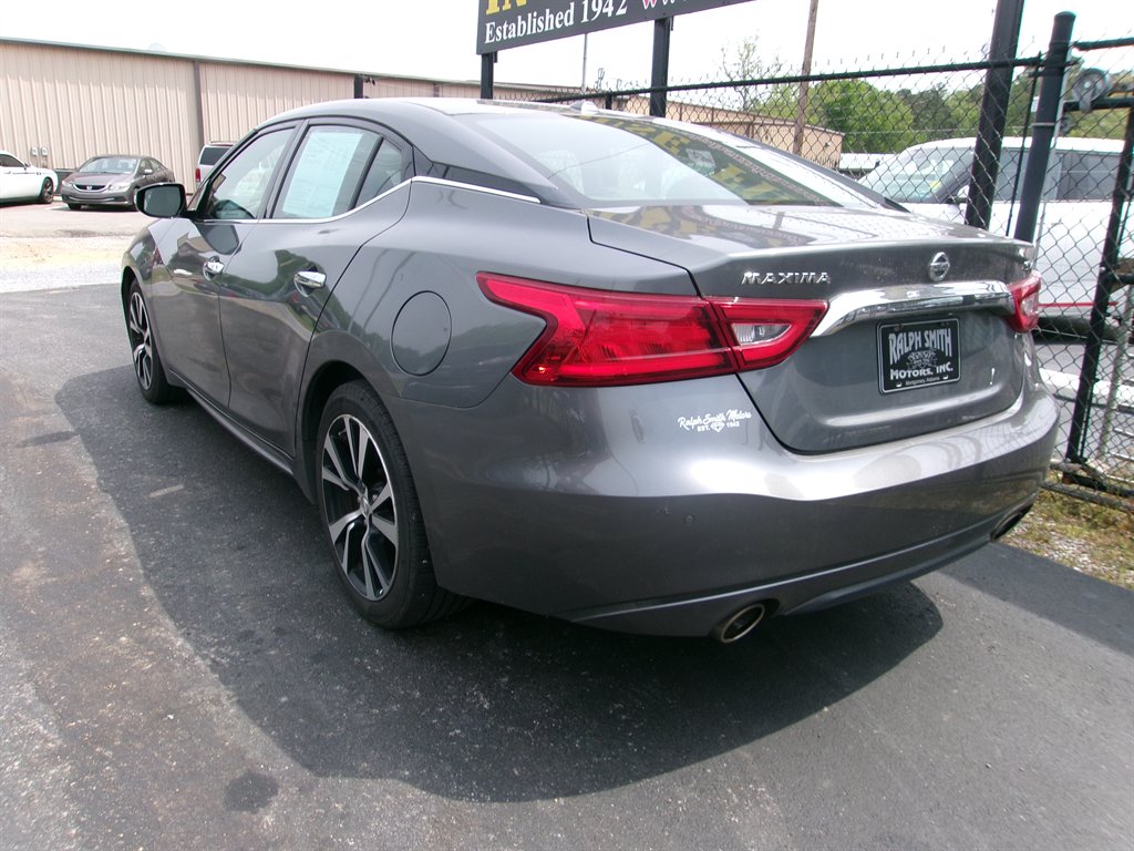2018 Nissan Maxima SV photo