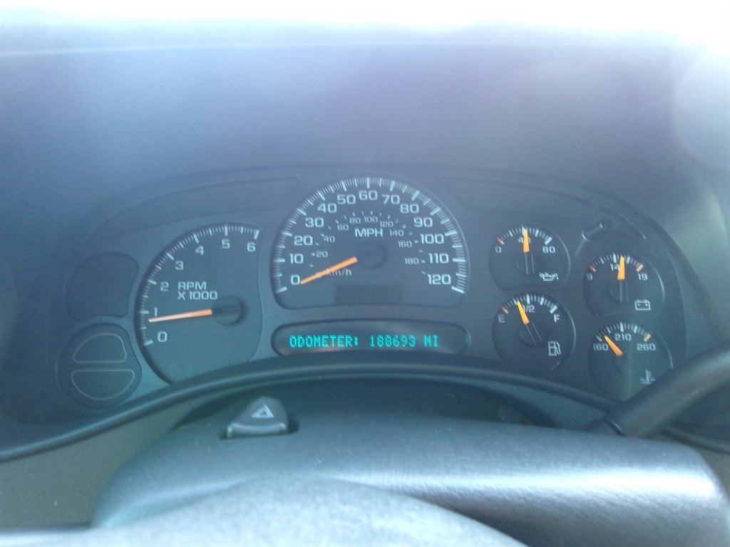 2005 Chevrolet Silverado - $8,995