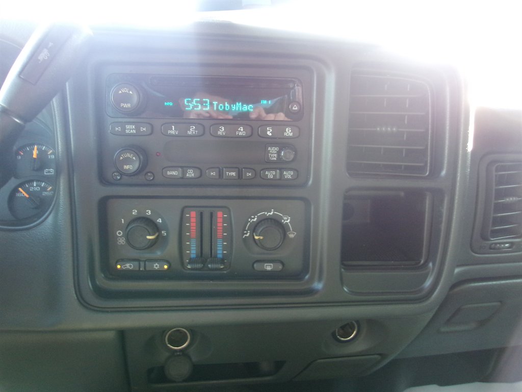 2005 Chevrolet Silverado - $8,995