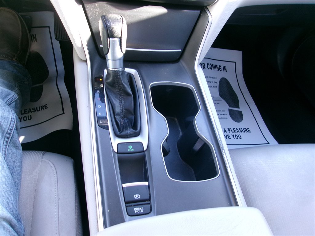 2018 Honda Accord - $14,495
