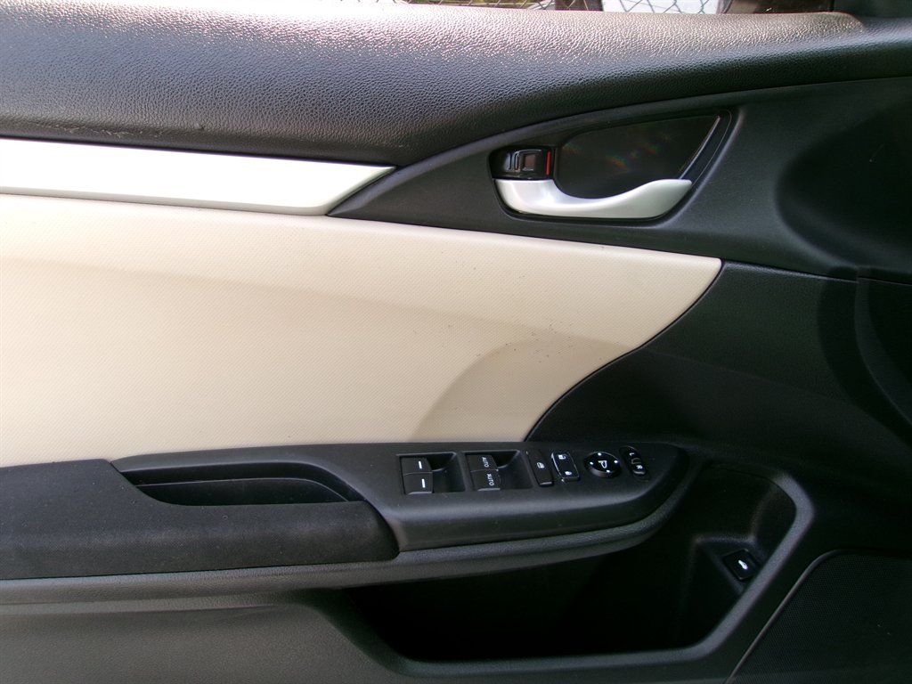 2020 Honda Civic LX photo