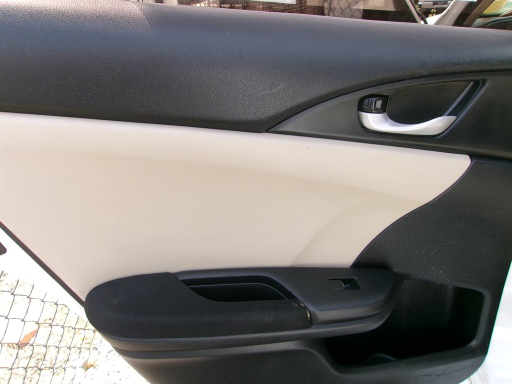 2020 Honda Civic LX photo