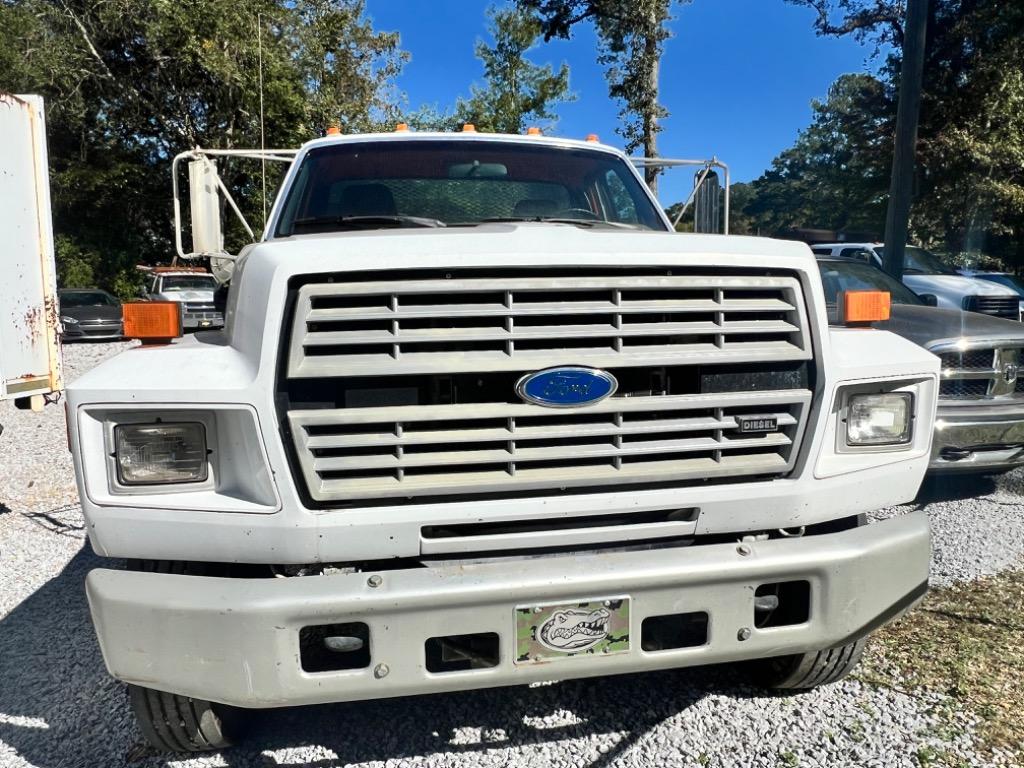 1992 Ford F-700 - $8,500