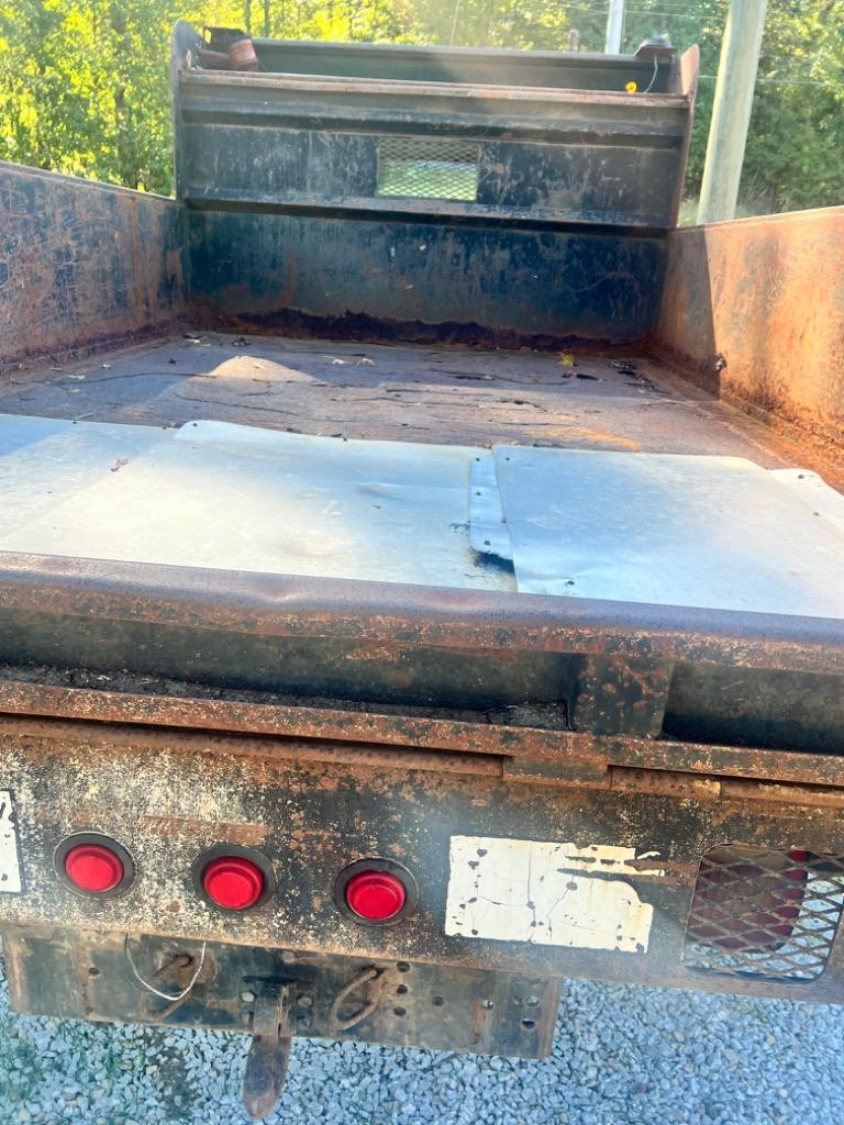 2000 Ford F-750 Super Duty - $12,000