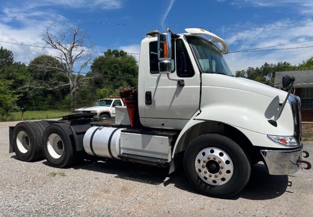 2016 International Rf027 - $22,500