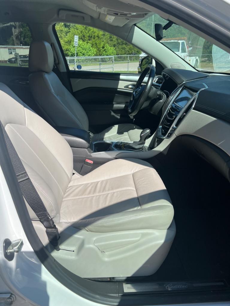 2014 Cadillac SRX - $15,500