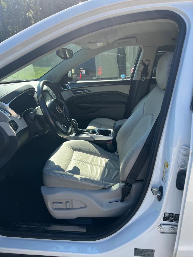 2014 Cadillac SRX - $15,500