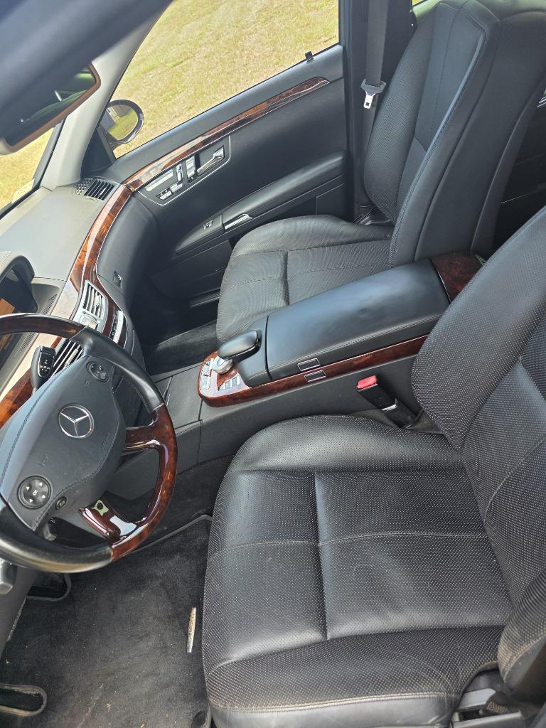 2007 Mercedes-Benz S-class - $7,999