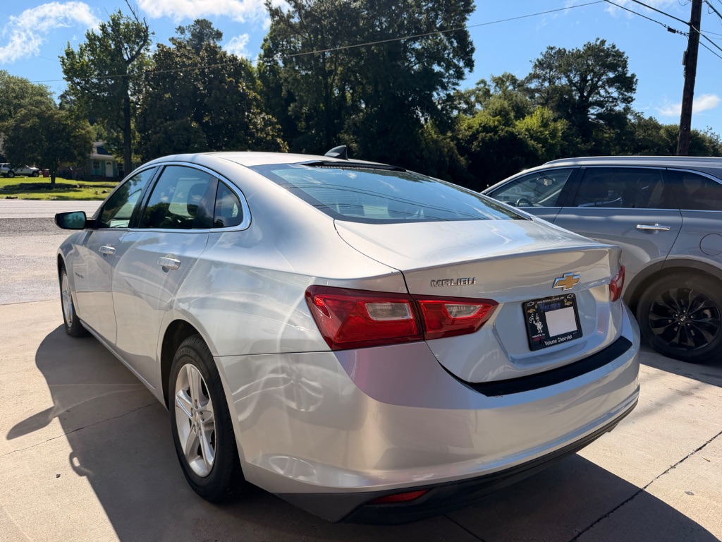 2019 Chevrolet Malibu - $10,995