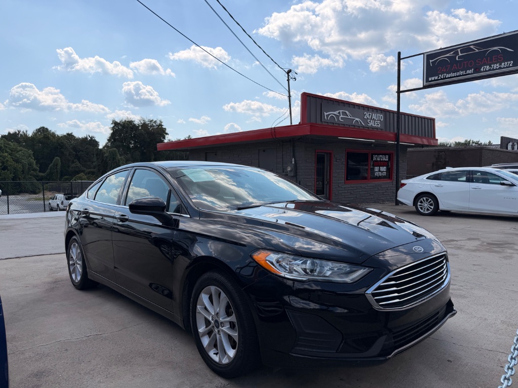2019 Ford Fusion - $10,500