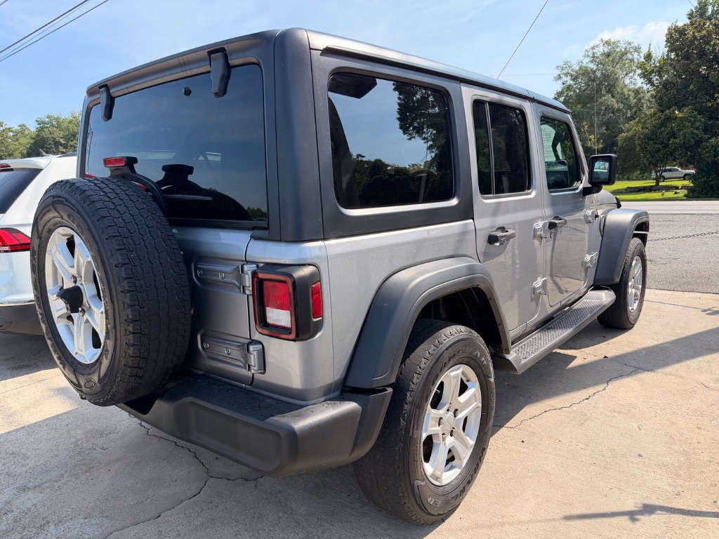 2018 Jeep Wrangler - $16,900