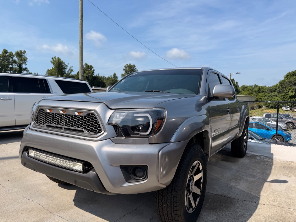 2015 Toyota Tacoma - $12,500