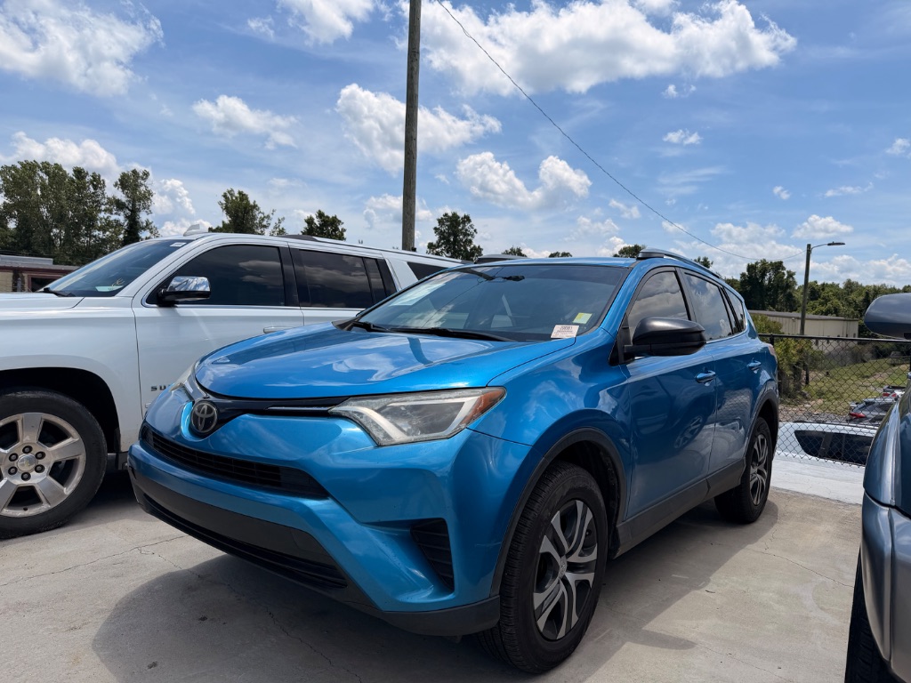 2018 Toyota RAV4 - $15,625