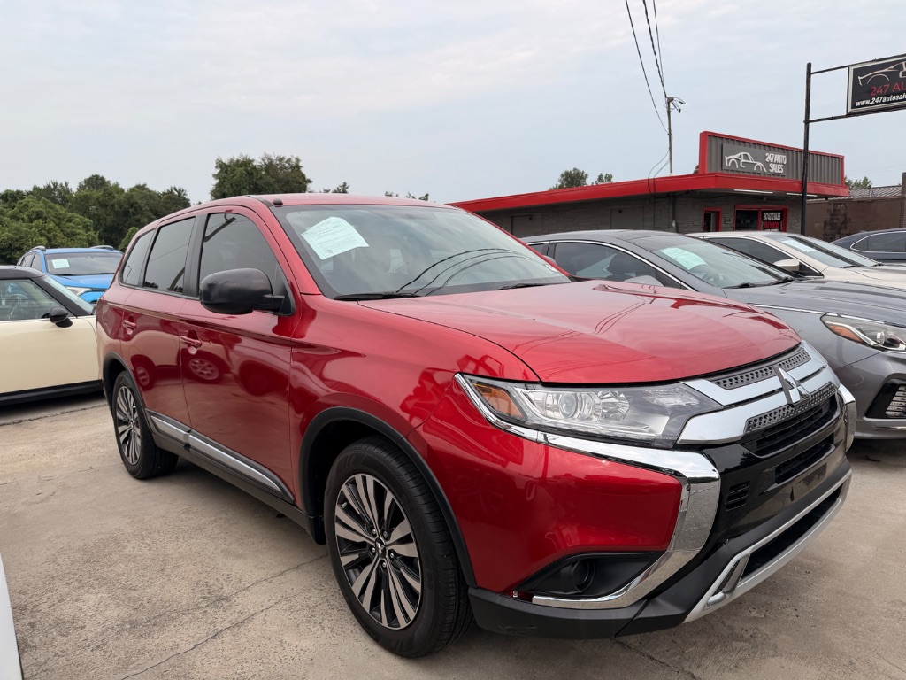 2019 Mitsubishi Outlander - $14,500