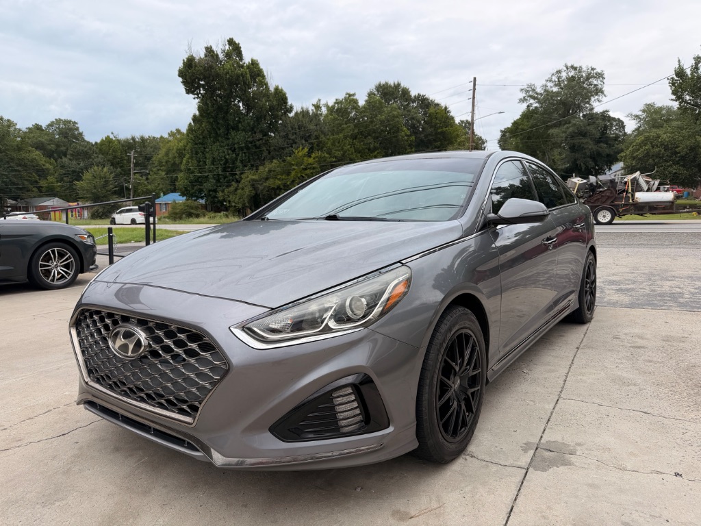 2018 Hyundai Sonata - $12,500