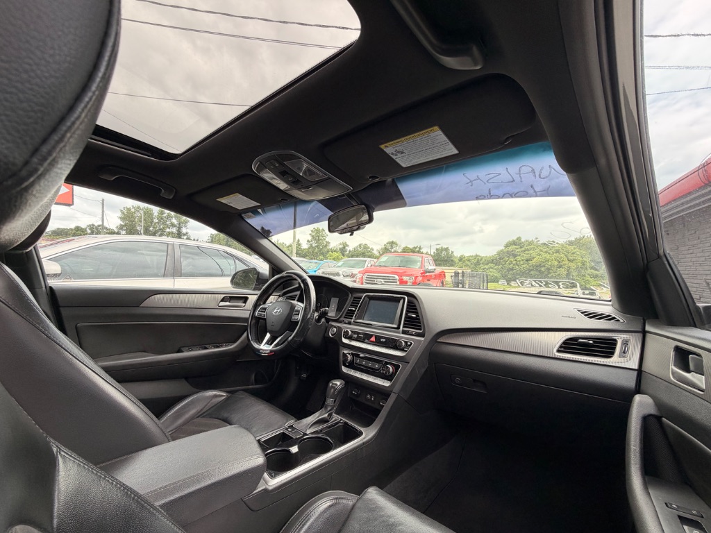 2018 Hyundai Sonata - $12,500