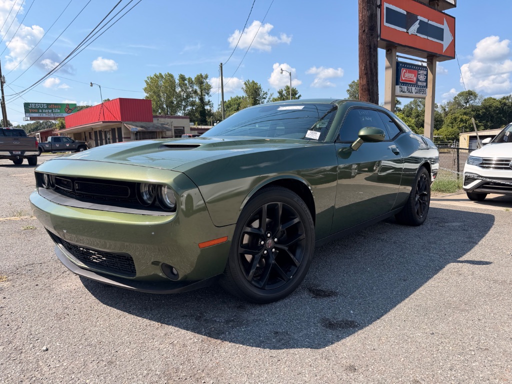 2020 Dodge Challenger - $15,800