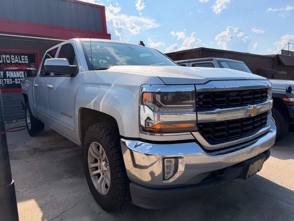 2017 Chevrolet Silverado - $11,275