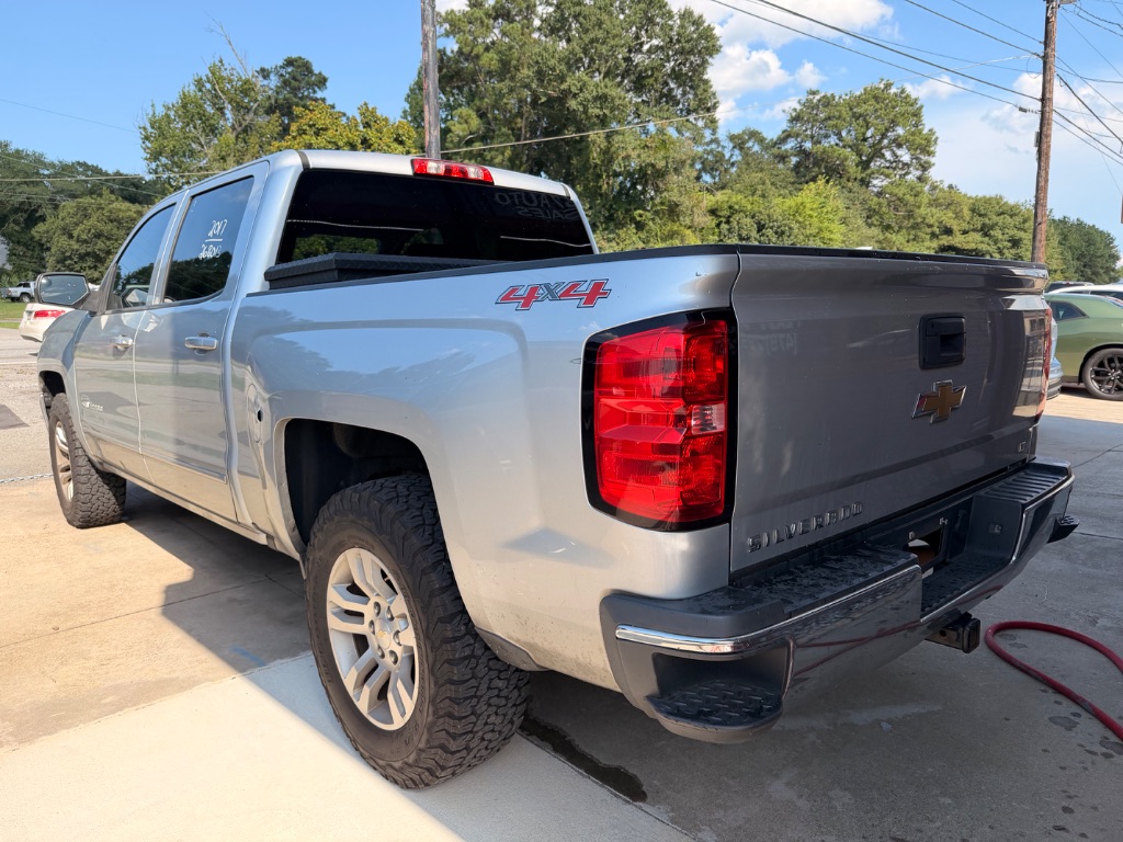 2017 Chevrolet Silverado - $11,275
