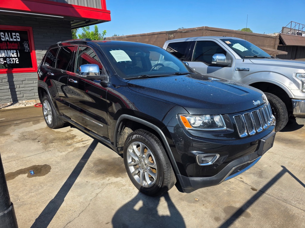 2015 Jeep Cherokee - $13,995