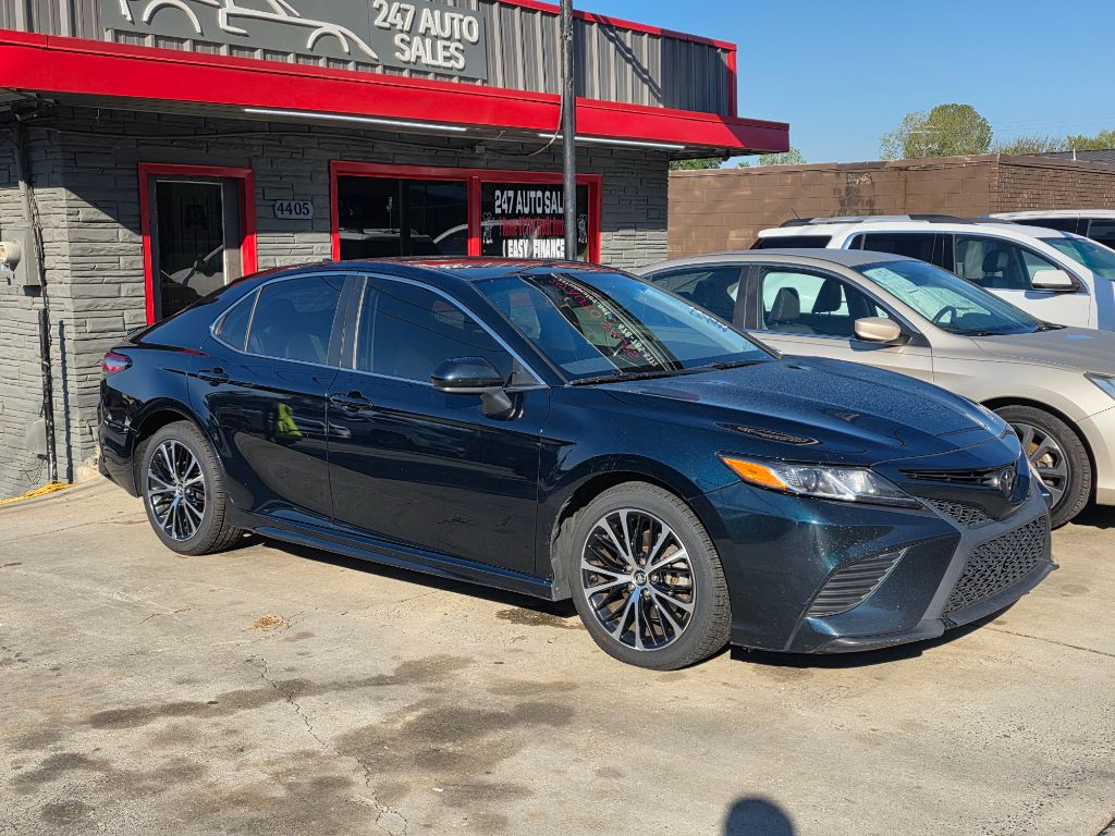 2019 Toyota Camry - $14,995