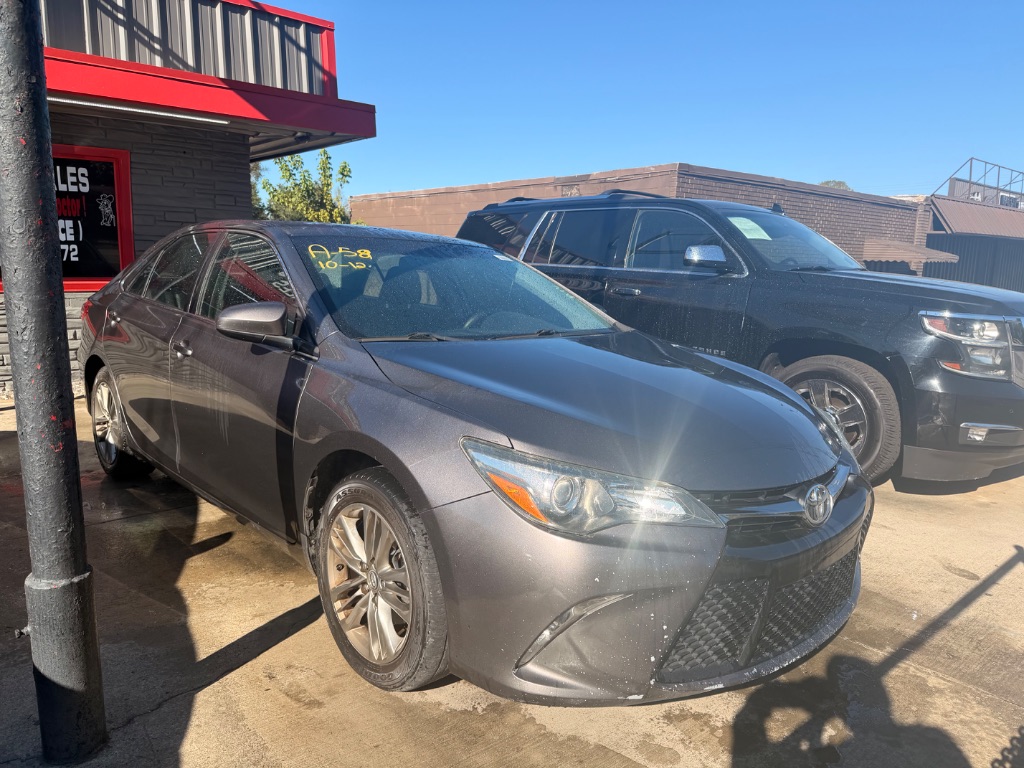 2015 Toyota Camry - $12,900