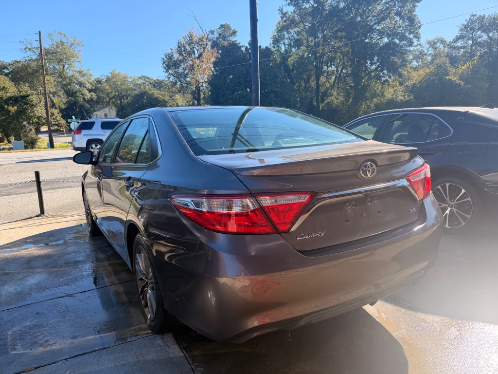 2015 Toyota Camry - $12,900