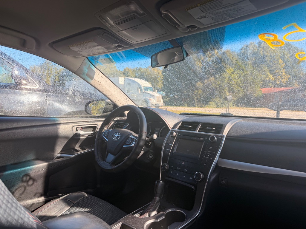 2015 Toyota Camry - $12,900
