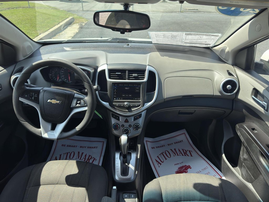 2024 Chevrolet Malibu 1LT photo 24