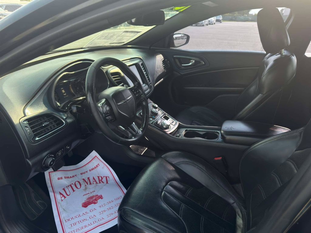 2016 Chrysler 200